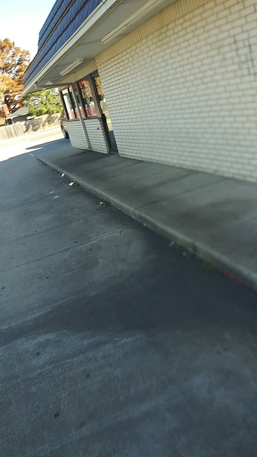 Boomarang Diner | restaurant | 701 S York St, Muskogee, OK 74403, USA | 9186866868 OR +1 918-686-6868