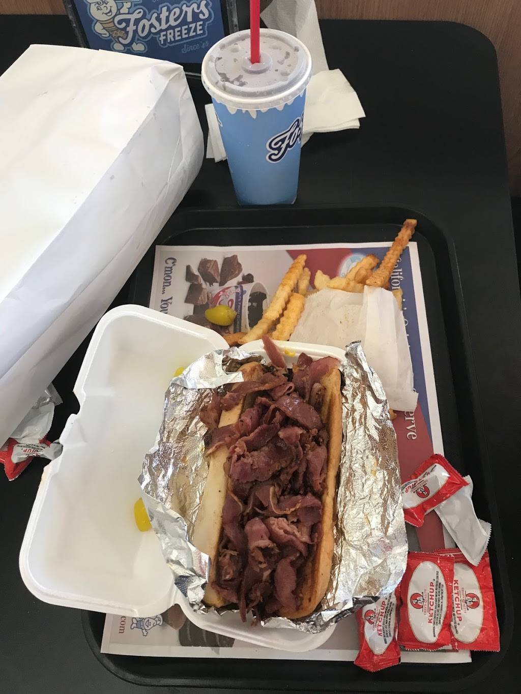 Fosters Freeze | restaurant | 3619 Stockdale Hwy, Bakersfield, CA 93309, USA | 6618326622 OR +1 661-832-6622