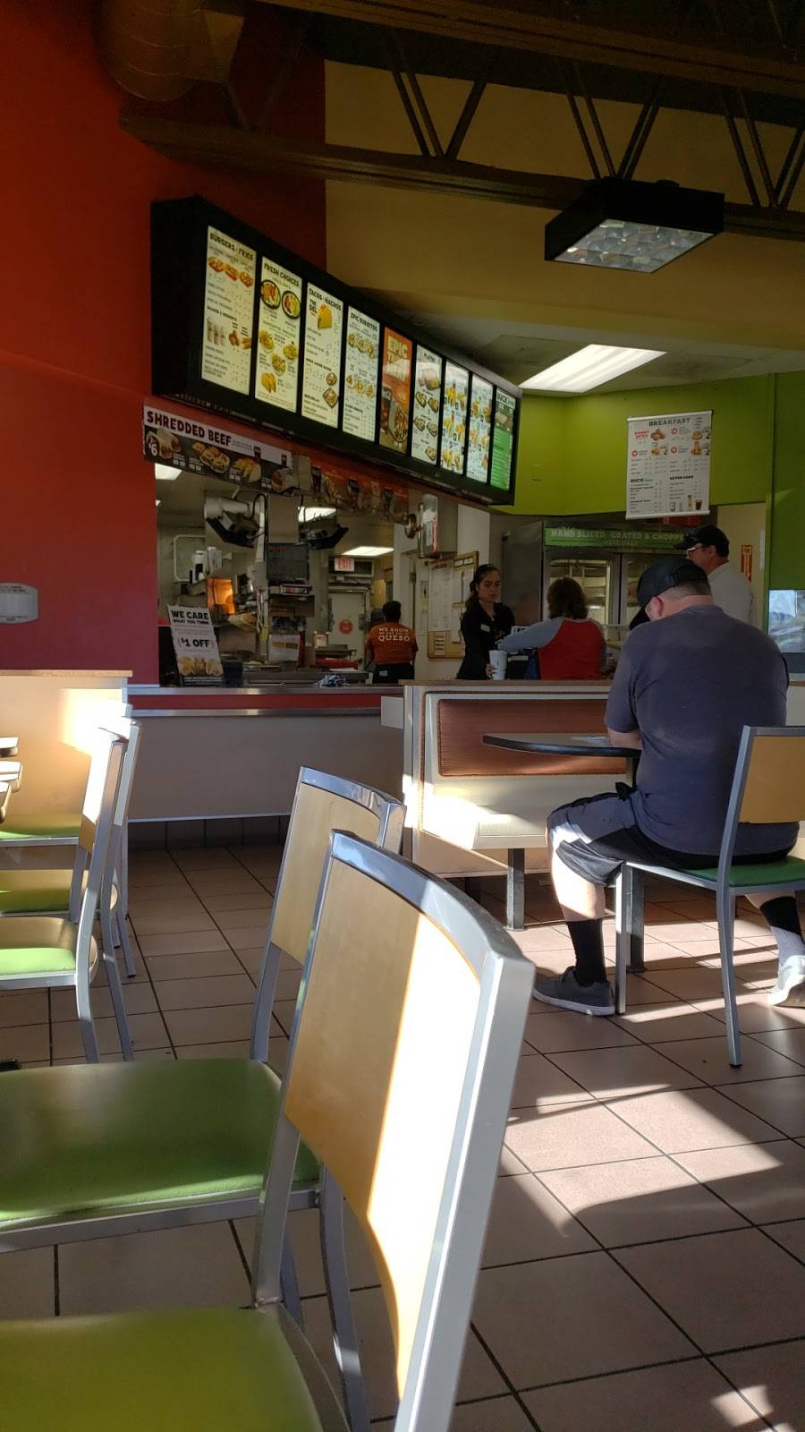 Del Taco | meal takeaway | 40375 Winchester Rd, Temecula, CA 92591, USA | 9512962670 OR +1 951-296-2670