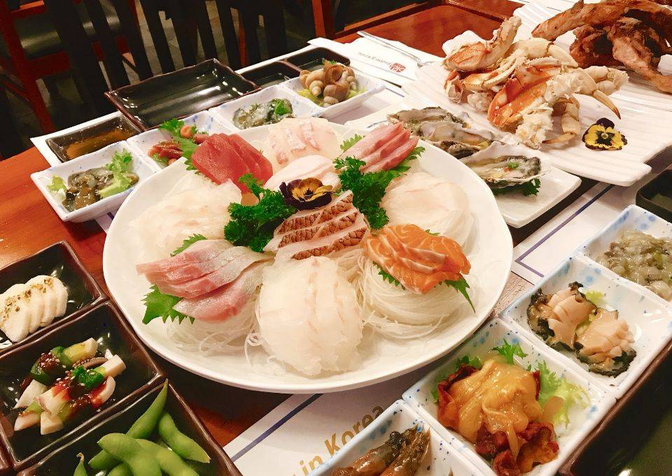 Sushi A Rock 어락 | restaurant | 4251 W 3rd St, Los Angeles, CA 90020, USA | 2139085540 OR +1 213-908-5540