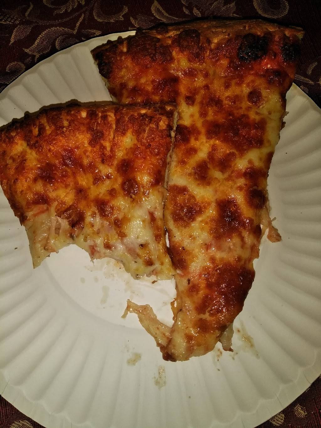 Carlos Pizza | restaurant | 35415 Jefferson Ave, Harrison Charter Township, MI 48045, USA | 5867920049 OR +1 586-792-0049