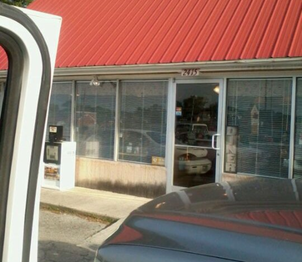 Dales Diner | restaurant | 2415 E Andrew Johnson Hwy, Morristown, TN 37814, USA | 4235878589 OR +1 423-587-8589