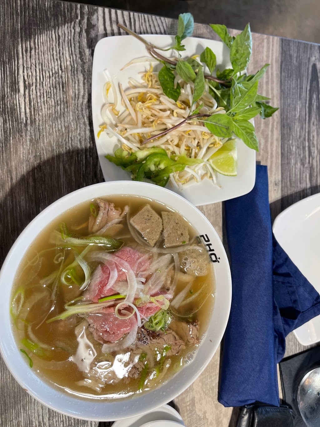 Phở Bar Vietnamese Kitchen | restaurant | 6310 Griffin Rd, Davie, FL 33314, USA | 9549004909 OR +1 954-900-4909