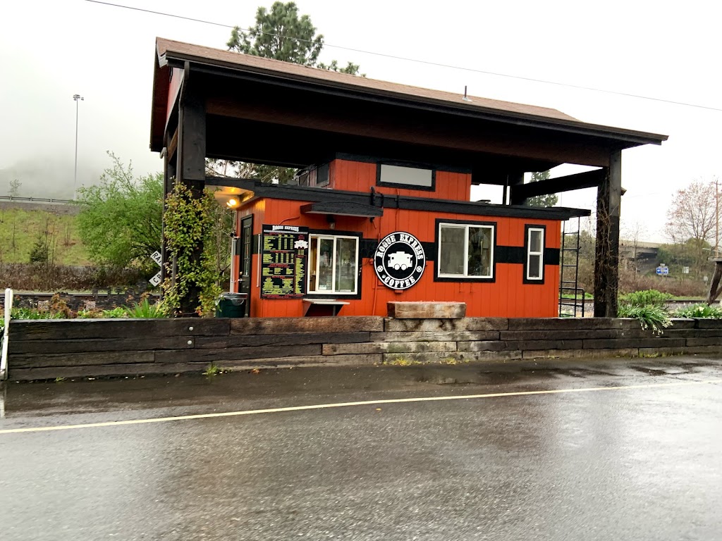 Rogue Express | restaurant | 180 Classick Dr, Rogue River, OR 97537, USA | 5415823642 OR +1 541-582-3642