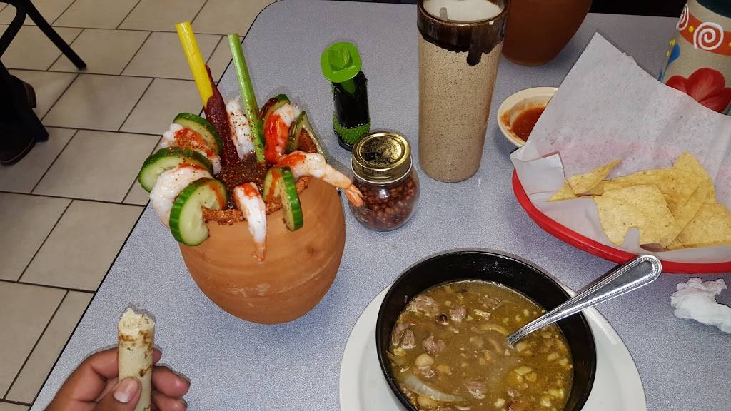 El Saguaro Mexican Grill | restaurant | 824 N Ridgeview Rd, Olathe, KS 66061, USA | 9138392732 OR +1 913-839-2732