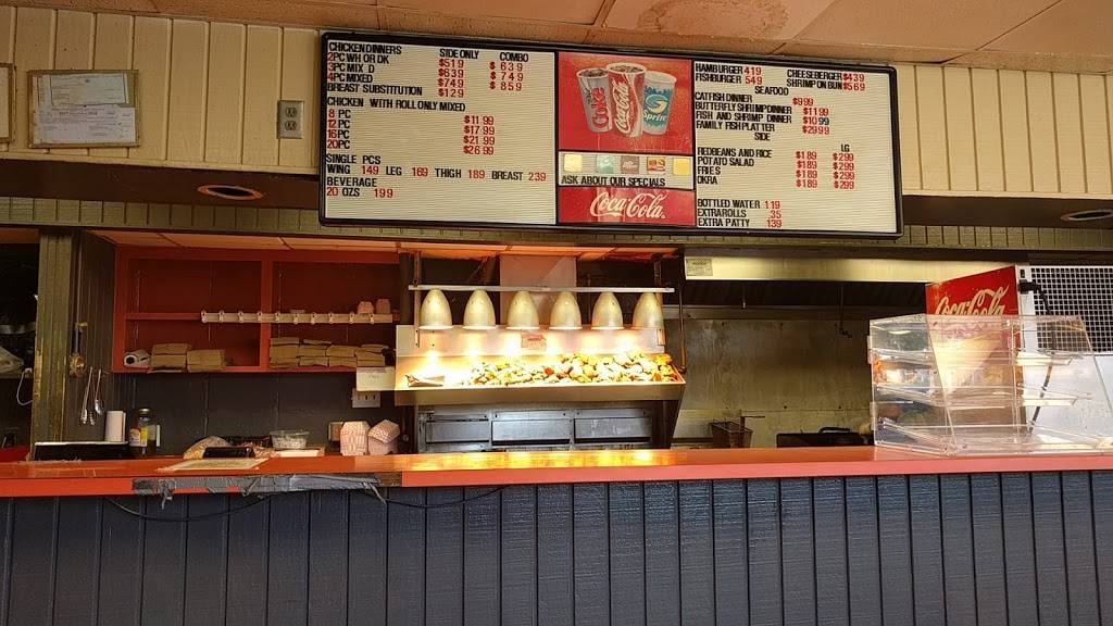 Balls Fried Chick-N | restaurant | 606 Enterprise Blvd, Lake Charles, LA 70601, USA | 3374330226 OR +1 337-433-0226