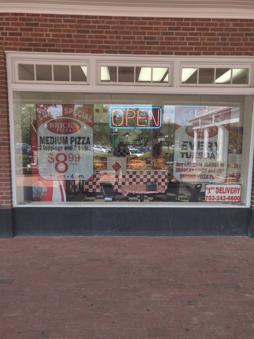 Bricks Pizza | meal takeaway | 4809 1st St N, Arlington, VA 22203, USA | 7032436600 OR +1 703-243-6600