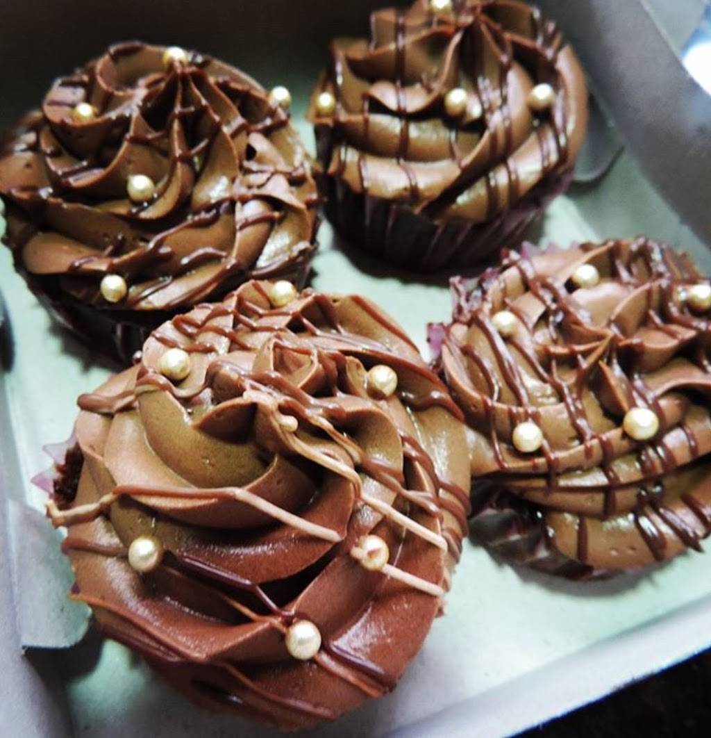 Earthy Gut | restaurant | 1115 Castlefield Ave, York, ON M6B 1E8, Canada | 6477703894 OR +1 647-770-3894