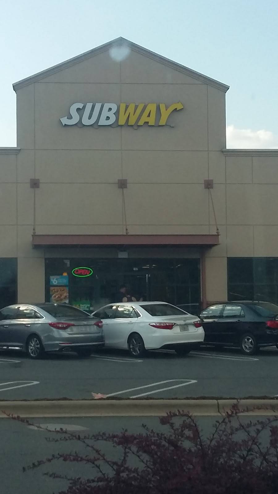 Subway | restaurant | 624 Tyvola Rd #102, Charlotte, NC 28217, USA | 7045233103 OR +1 704-523-3103