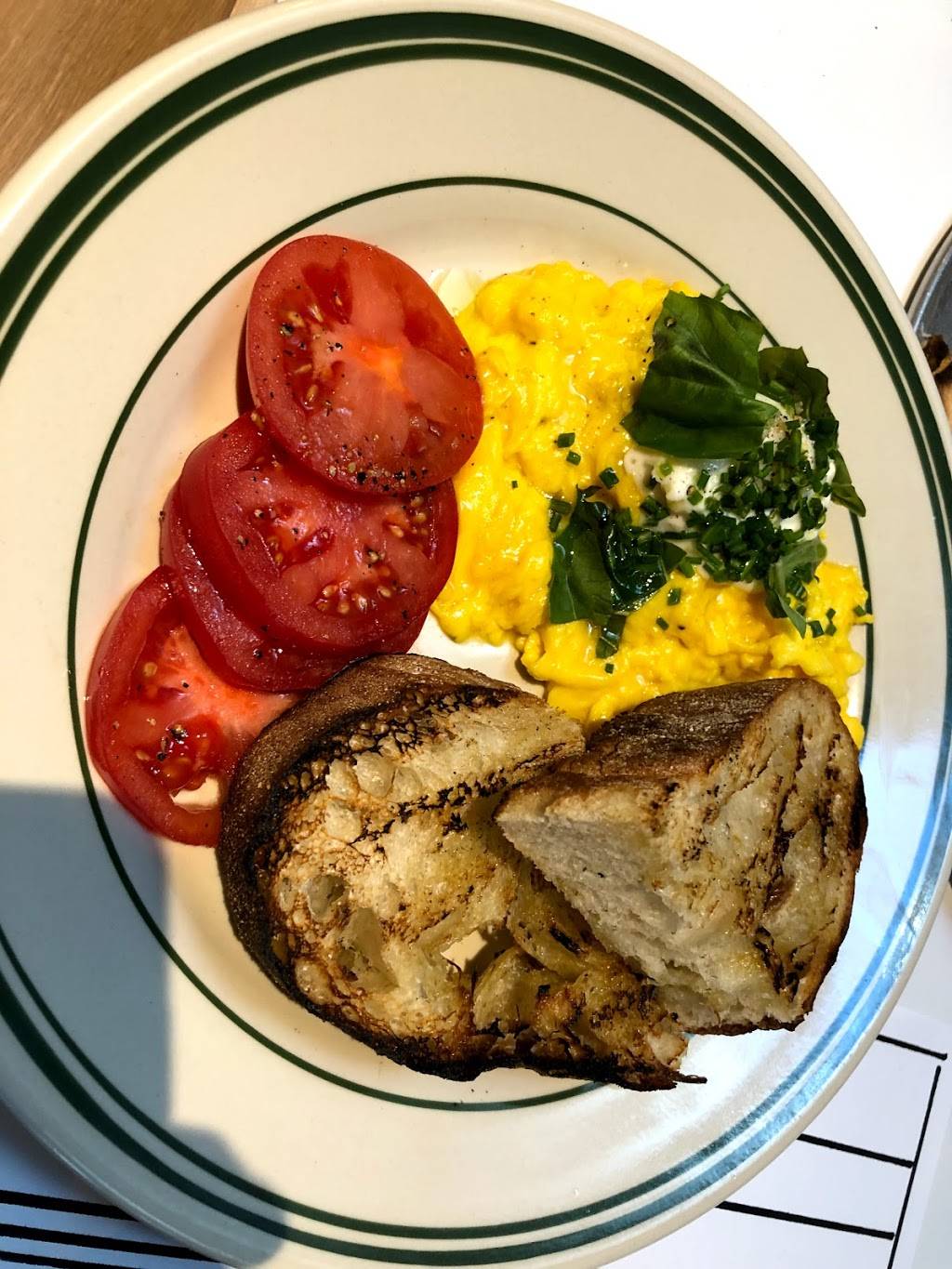 Jon & Vinnys Italian | restaurant | 11938 San Vicente Blvd, Los Angeles, CA 90049, USA | 3104422733 OR +1 310-442-2733