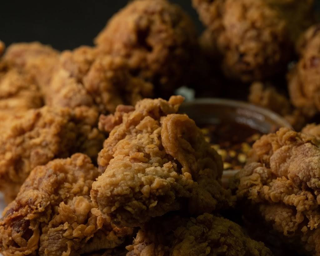 Tommys Pizza & Wings | meal takeaway | 1203 King St E, Cambridge, ON N3H 3P9, Canada | 5196505955 OR +1 519-650-5955