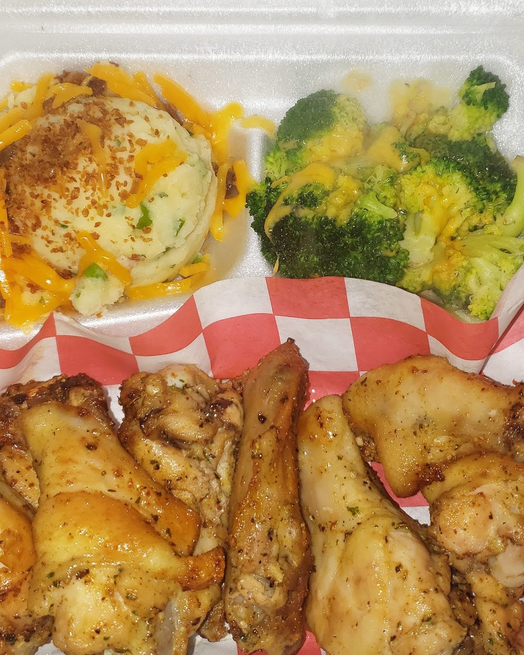 LushTreatz | restaurant | 1711 NW 7th Ct, Fort Lauderdale, FL 33311, USA | 9548820001 OR +1 954-882-0001