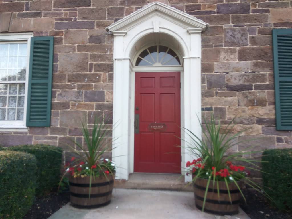 The Harvest Moon Inn | restaurant | 1039 Old York Rd, Ringoes, NJ 08551, USA | 9088066020 OR +1 908-806-6020