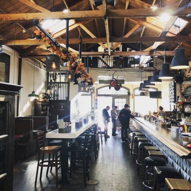 Brickhouse Cafe: Restaurant & Bar | cafe | 426 Brannan St, San Francisco, CA 94107, USA | 4153690222 OR +1 415-369-0222