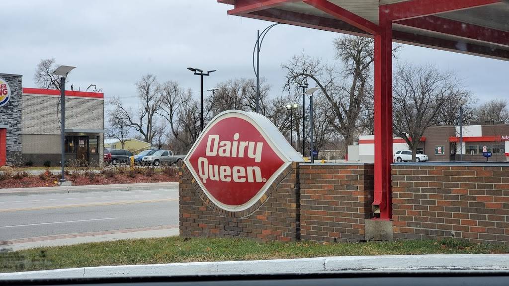 Dairy Queen | restaurant | 3210 W Broadway, Council Bluffs, IA 51501, USA | 7123223424 OR +1 712-322-3424