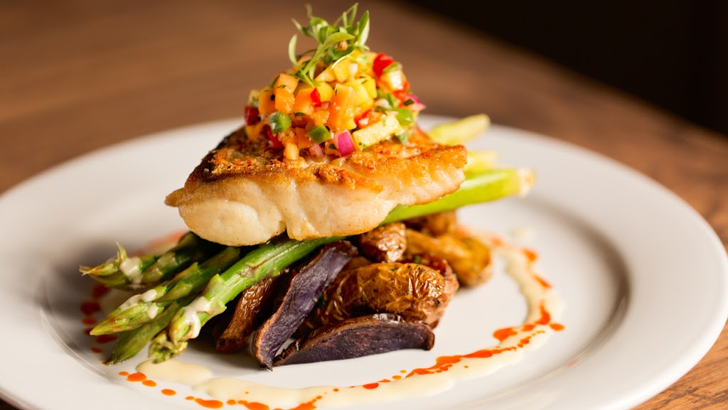 Slick Lips Seafood & Oyster House | restaurant | 102 S Palafox St, Pensacola, FL 32502, USA | 8503321901 OR +1 850-332-1901