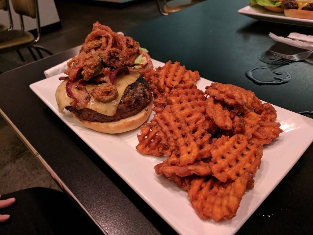 Hope Valley Bar & Grill | restaurant | 4810 Hope Valley Rd #106, Durham, NC 27707, USA | 9192944955 OR +1 919-294-4955