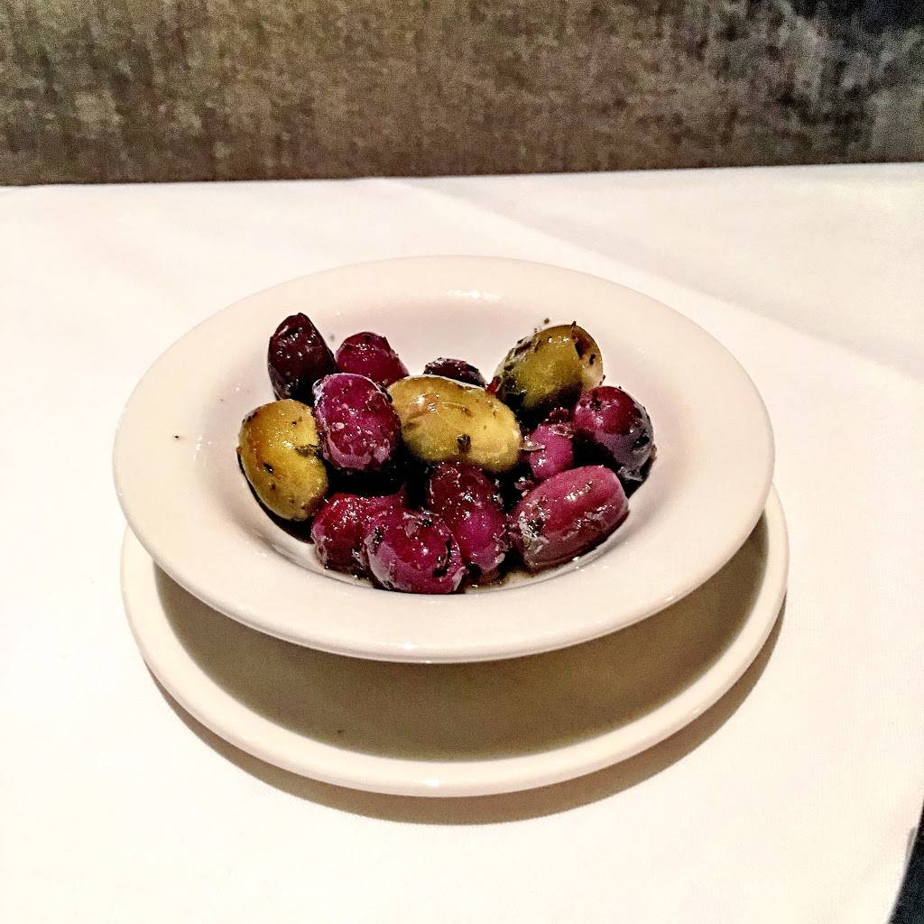 Incontro A Tavola | restaurant | 100 W Higgins Rd H-20, South Barrington, IL 60010, USA | 8478361700 OR +1 847-836-1700