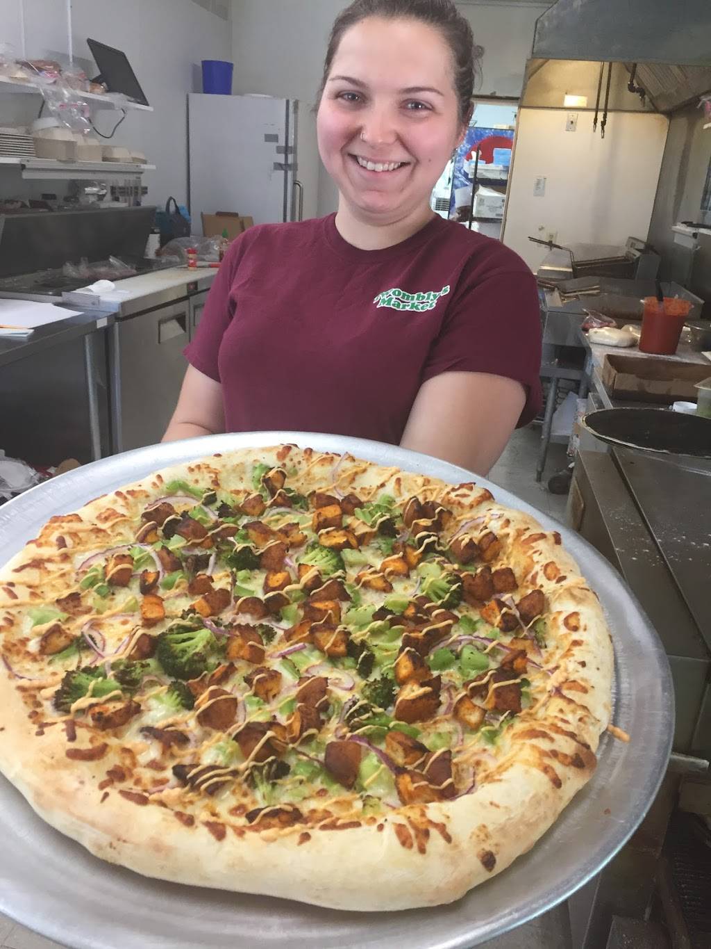 Twombly’s Market | restaurant | 4057, 649 E Conway Rd, Center Conway, NH 03813, USA | 6033567007 OR +1 603-356-7007