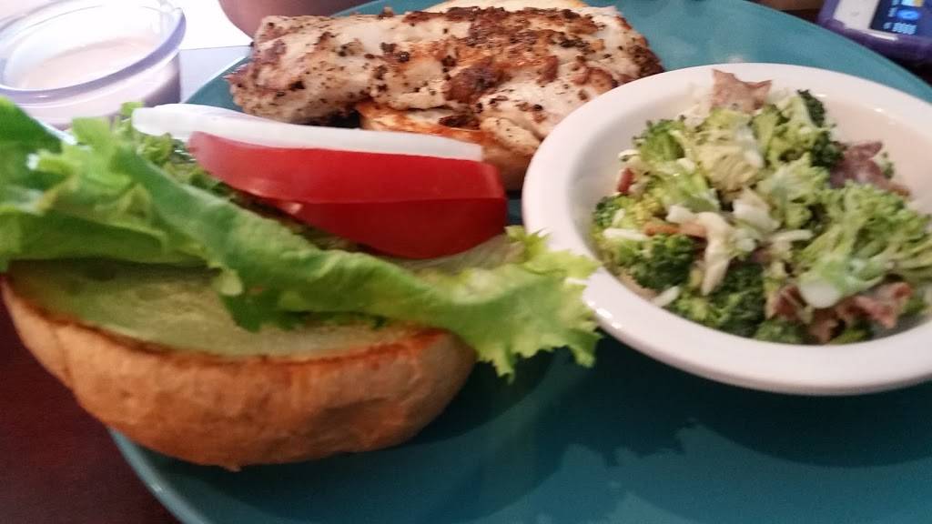 Flying Fish Cafe | restaurant | 780 E Merritt Island Causeway suite c102, Merritt Island, FL 32952, USA | 3215064613 OR +1 321-506-4613