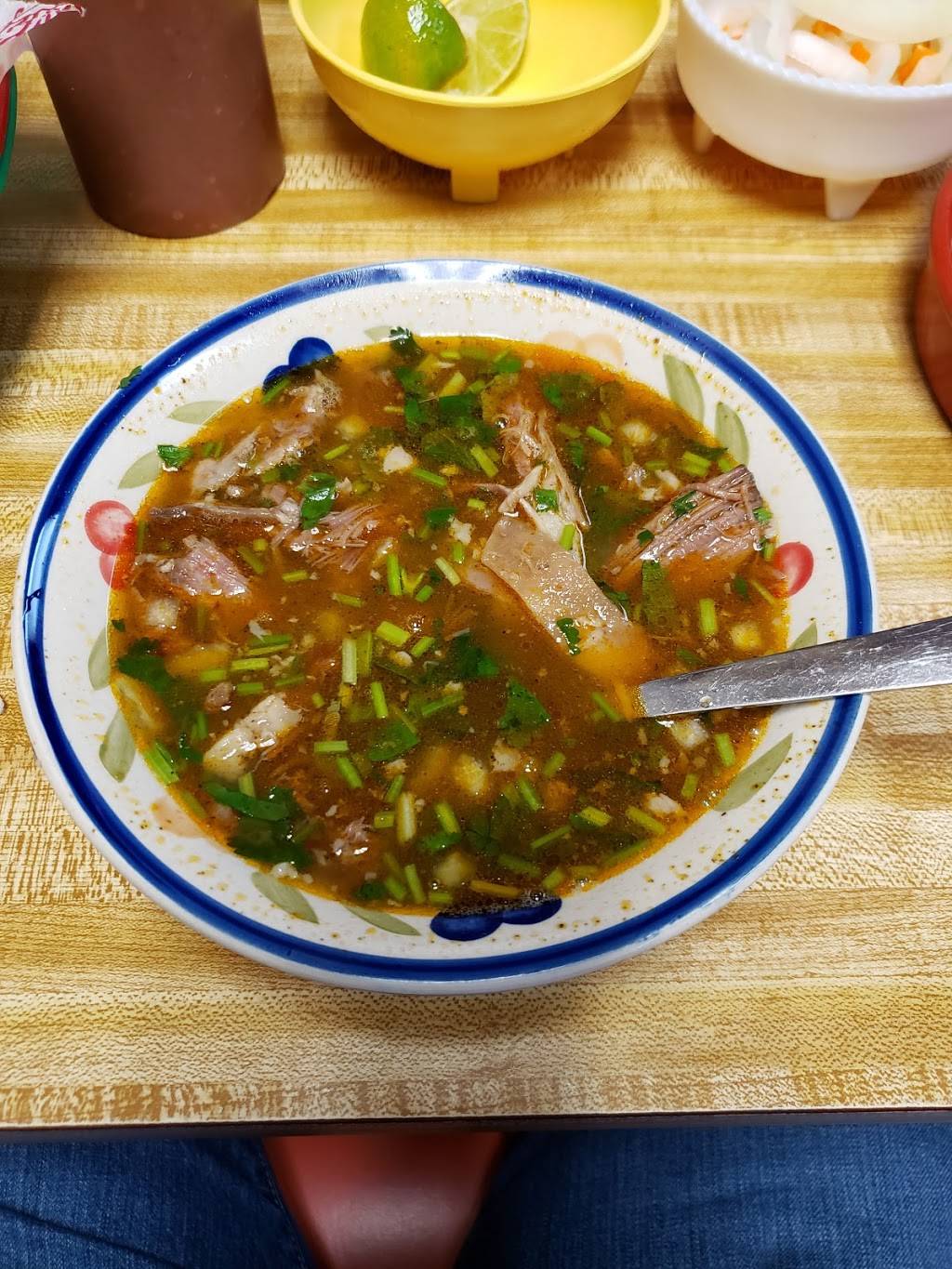 Birrieria Reyes De Ocotlan Restaurant | restaurant | 1322 W 18th St, Chicago, IL 60608, USA | 3127332613 OR +1 312-733-2613