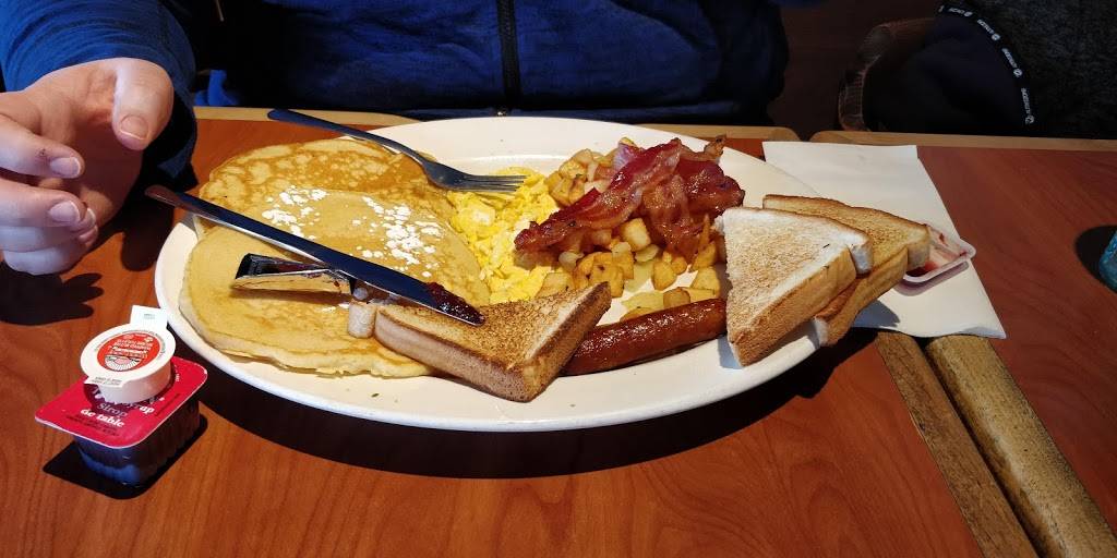 Broadway Bar & Grill | restaurant | 1968 Portobello Blvd, Orléans, ON K4A 4E7, Canada | 6138301575 OR +1 613-830-1575