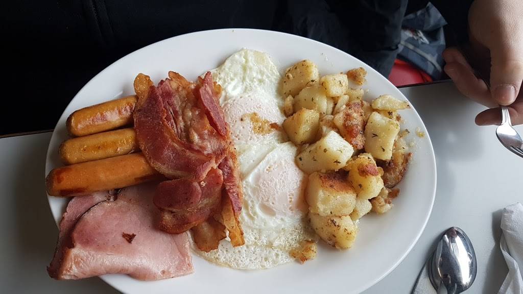 Kaileys Kafe | restaurant | 8 Loyalist Dr unit 6, Brighton, ON K0K 1H0, Canada | 6134759777 OR +1 613-475-9777