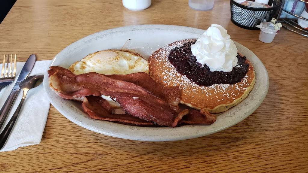 Couzins Cafe | restaurant | 12861 Northeast 85th Street b/t N 128th Ave & N, 131st Ave NE, Kirkland, WA 98033, USA | 4258228803 OR +1 425-822-8803