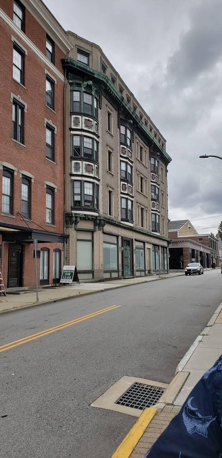 Swad Tandoori | restaurant | 150 State St, New London, CT 06320, USA | 8604391809 OR +1 860-439-1809