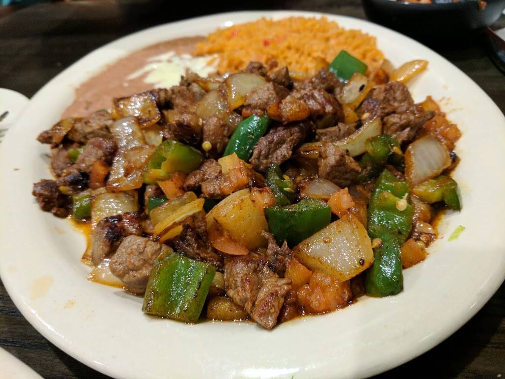 Lucianas Mexican Restaurant and Cantina #2 | restaurant | 3716 E 82nd St, Indianapolis, IN 46240, USA | 3172888864 OR +1 317-288-8864