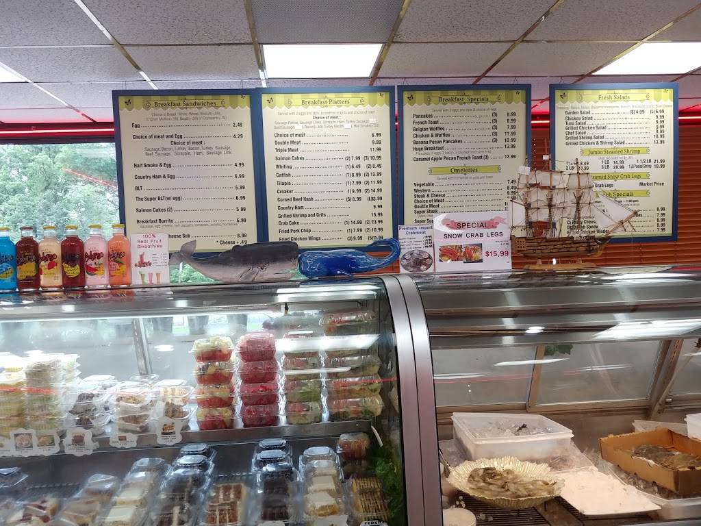 Mid Atlantic Seafood | restaurant | 6500 New Hampshire Ave, Takoma Park, MD 20912, USA | 3012701262 OR +1 301-270-1262