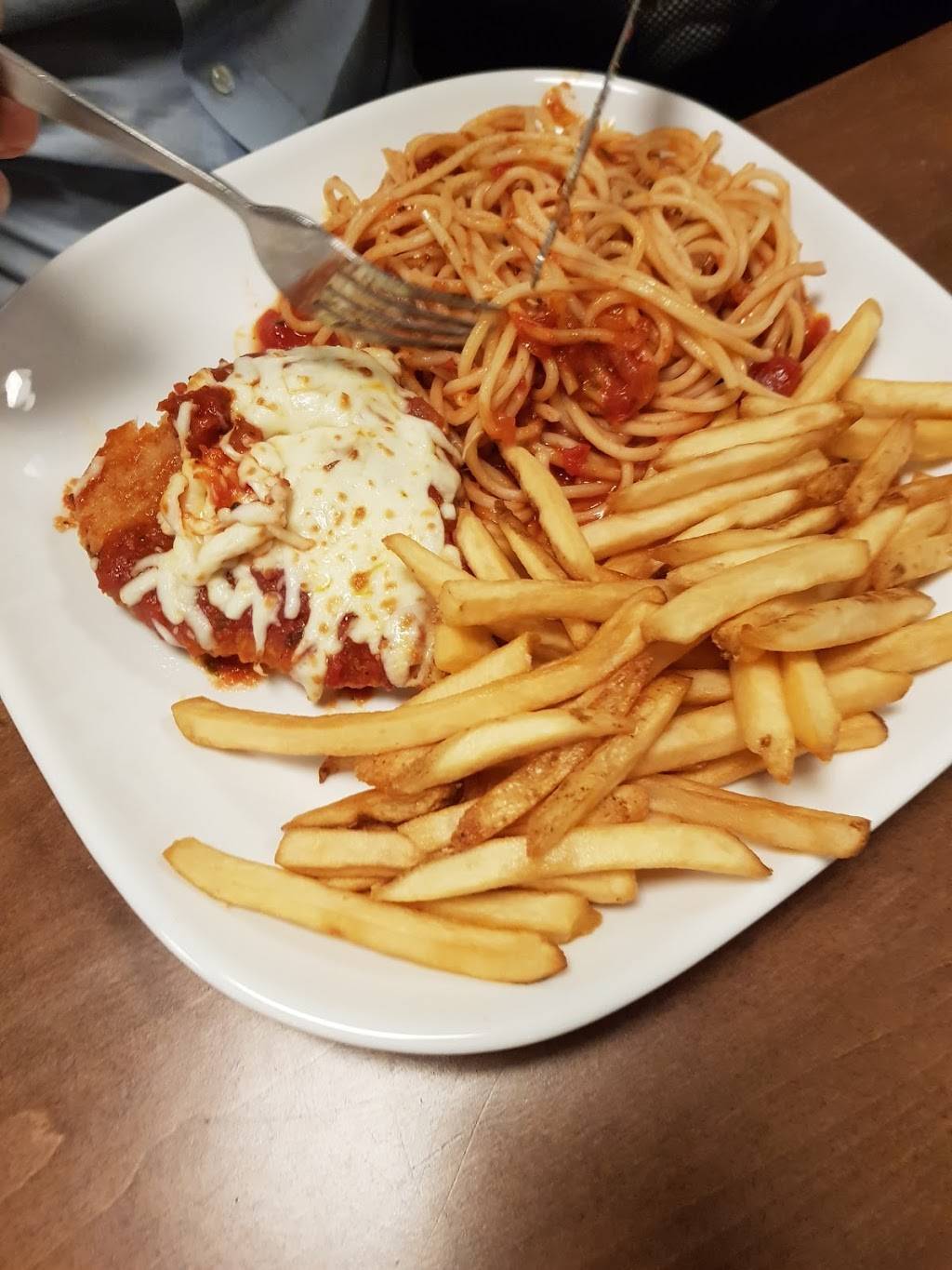 Boston Pizza | restaurant | 438 Holland St W, Bradford, ON L3Z 0G1, Canada | 9057756060 OR +1 905-775-6060