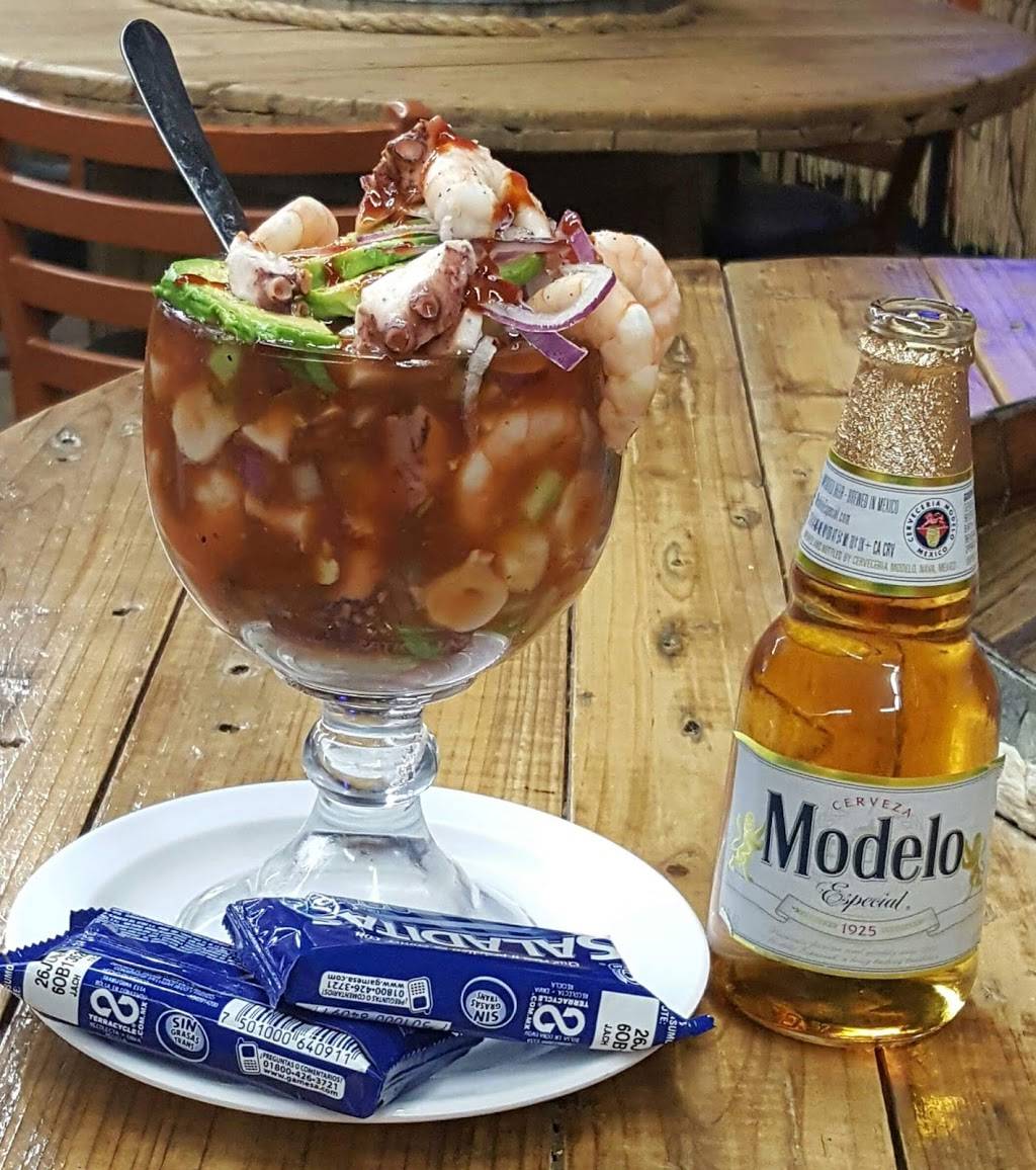 El Alboroto Mariscos & Chavelas | restaurant | 8427 W Peoria Ave, Peoria, AZ 85345, USA | 6232363303 OR +1 623-236-3303