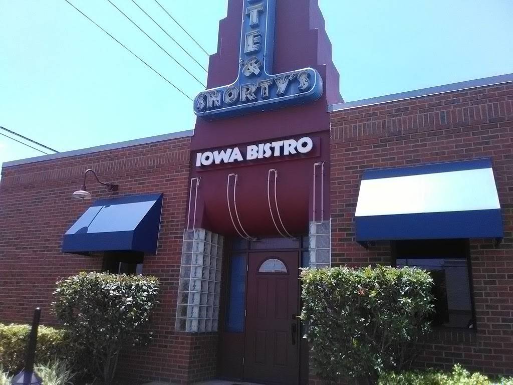 Pete & Shortys Iowa Bistro | restaurant | 2820 Gulf to Bay Blvd, Clearwater, FL 33759, USA | 7277990580 OR +1 727-799-0580