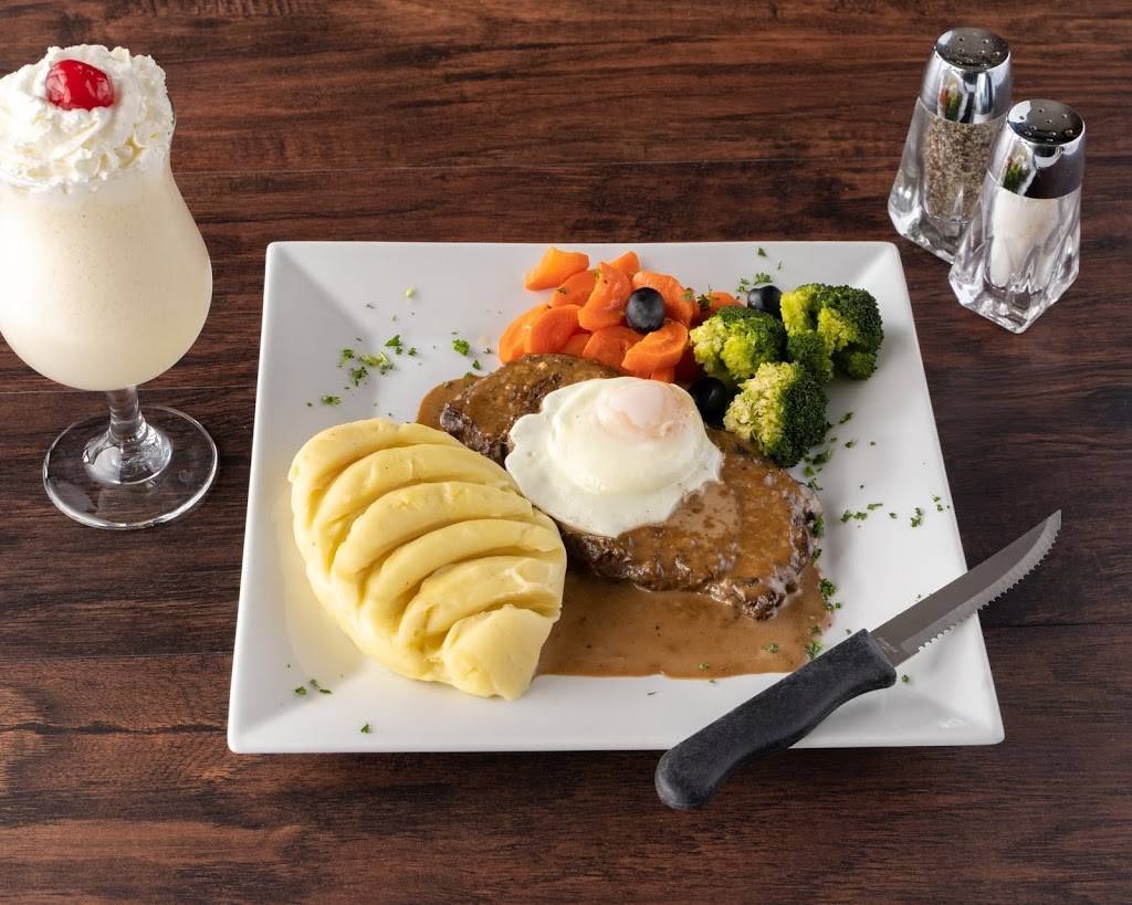 Luanda Restaurant & Lounge | restaurant | 453 Centre St, Brockton, MA 02302, USA | 5084271649 OR +1 508-427-1649