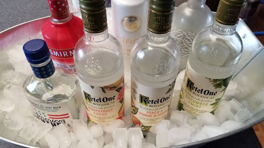 BLADES | restaurant | 1290 University Ave, Rochester, NY 14607, USA | 5852715000 OR +1 585-271-5000