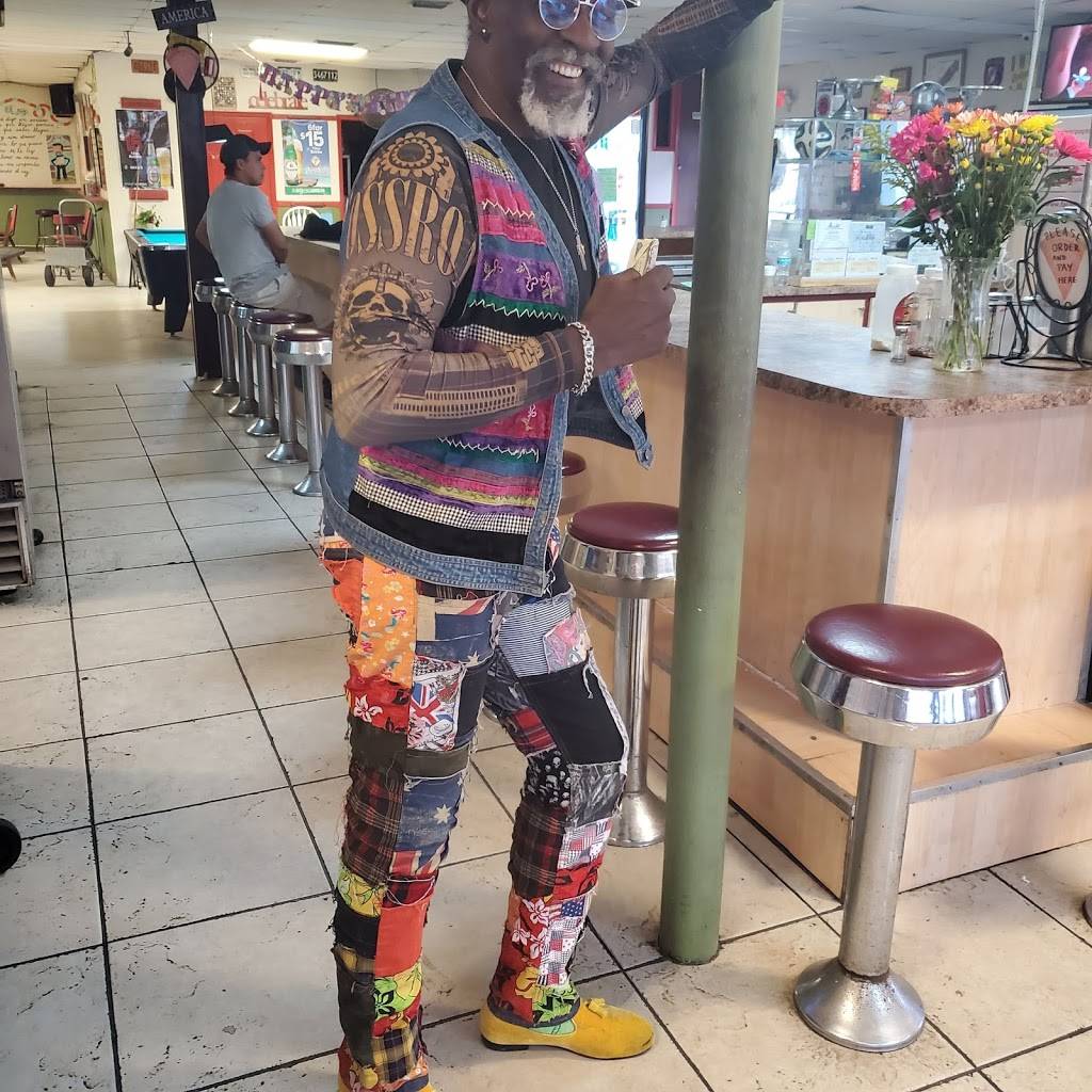 Pops Pizza and Subs | meal delivery | 4865 NW 37th Ave, Miami, FL 33142, USA | 3056360909 OR +1 305-636-0909