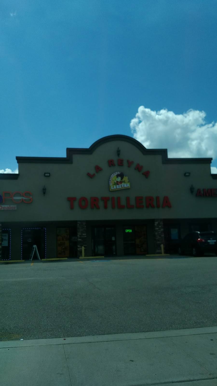 TORTILLERIA LA REYNA #6 | restaurant | 5710 Fondren Rd c, Houston, TX 77036, USA | 8328343999 OR +1 832-834-3999