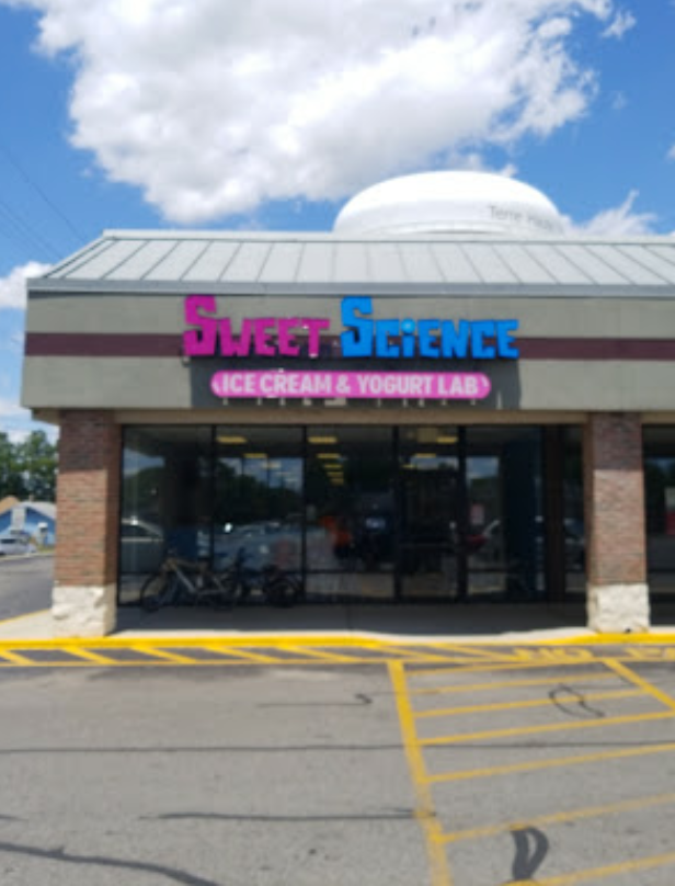 Sweet Science Ice Cream & Yogurt Lab | restaurant | 2550 Wabash Ave, Terre Haute, IN 47803, USA | 8122358441 OR +1 812-235-8441
