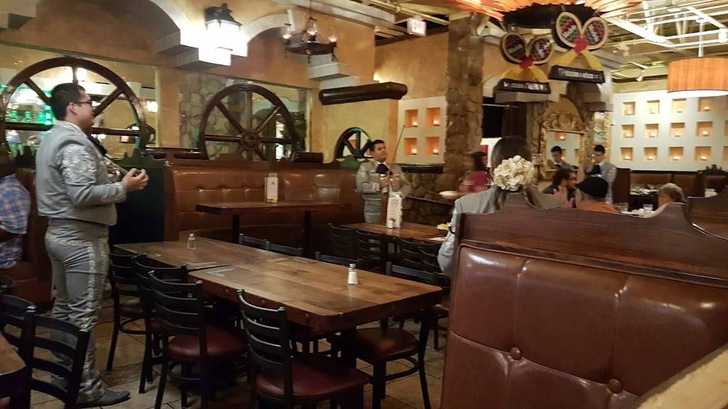 Plaza Azteca | restaurant | 3260 Berlin Turnpike, Newington, CT 06111, USA | 8604369708 OR +1 860-436-9708