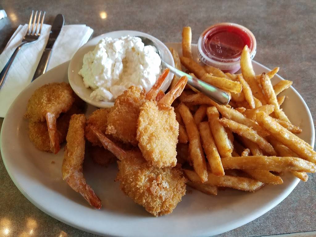 Scottys Restaurant | restaurant | 215 Ballard Rd, Gansevoort, NY 12831, USA | 5185841444 OR +1 518-584-1444