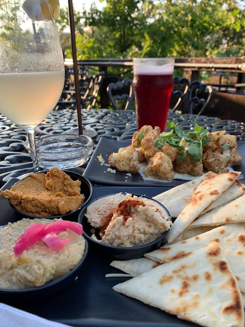 Holman Draft Hall | restaurant | 820 Holman St, Houston, TX 77002, USA | 7135339392 OR +1 713-533-9392