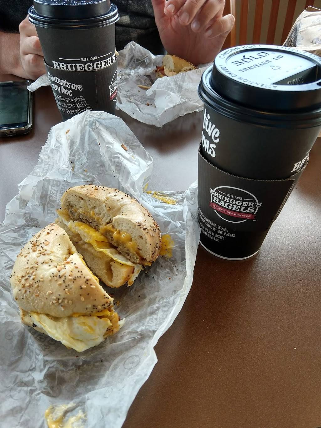 Brueggers Bagels | bakery | 5198 W Taft Rd, Syracuse, NY 13212, USA | 3153960371 OR +1 315-396-0371