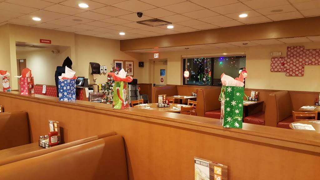 Dennys | restaurant | 8424 Baltimore Ave, College Park, MD 20740, USA | 3017985699 OR +1 301-798-5699