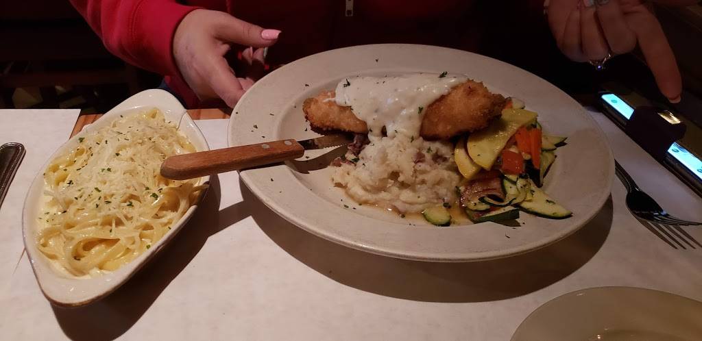 Sarafinas Italian Kitchen | restaurant | 794 CA-4, Arnold, CA 95223, USA | 2097959858 OR +1 209-795-9858