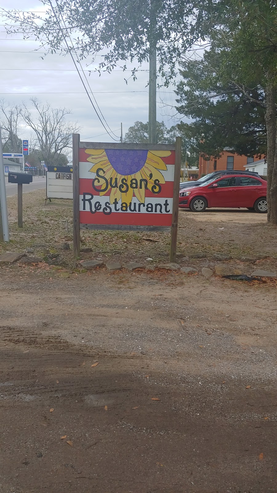 Susans Restaurant | restaurant | 522 US-90 #9478, Holt, FL 32564, USA | 8505373333 OR +1 850-537-3333