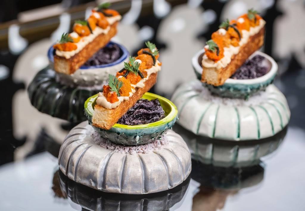 Porto | restaurant | 1600 W Chicago Ave, Chicago, IL 60622, USA | 3126006336 OR +1 312-600-6336