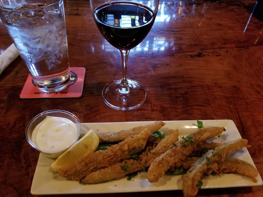 The Lodge Sports Grille | restaurant | 166 S King St, Seattle, WA 98104, USA | 2065380000 OR +1 206-538-0000