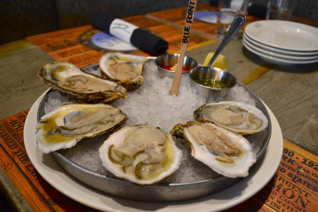 RACKS Fish House & Oyster Bar | meal delivery | 5 SE 2nd Ave, Delray Beach, FL 33444, USA | 5614506718 OR +1 561-450-6718