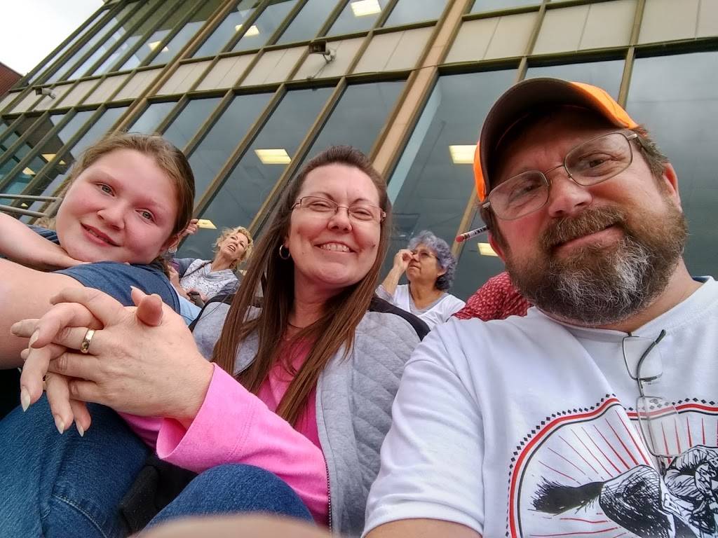 Hicks Service Company | restaurant | 1029 S Westwood Blvd, Poplar Bluff, MO 63901, USA | 5737180728 OR +1 573-718-0728